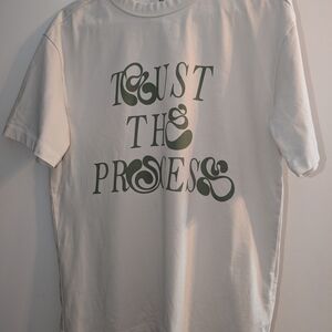 H&M Cream and Green Short Sleeve Tee